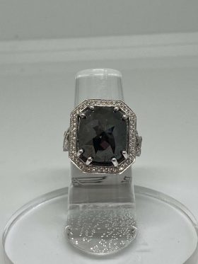 18K White Gold Black Diamond Ring