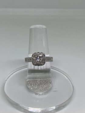 10kt White Gold Diamond Engagement Ring