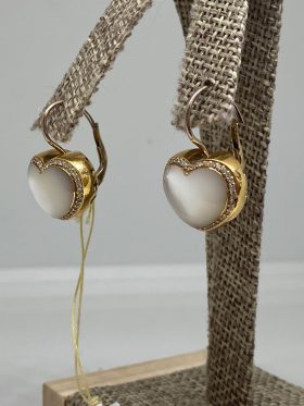 18Kt Yellow Gold Mother Of Pearl Heart Earrings