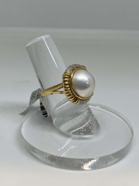 Gold ring