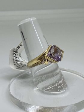 Designer Gold ring